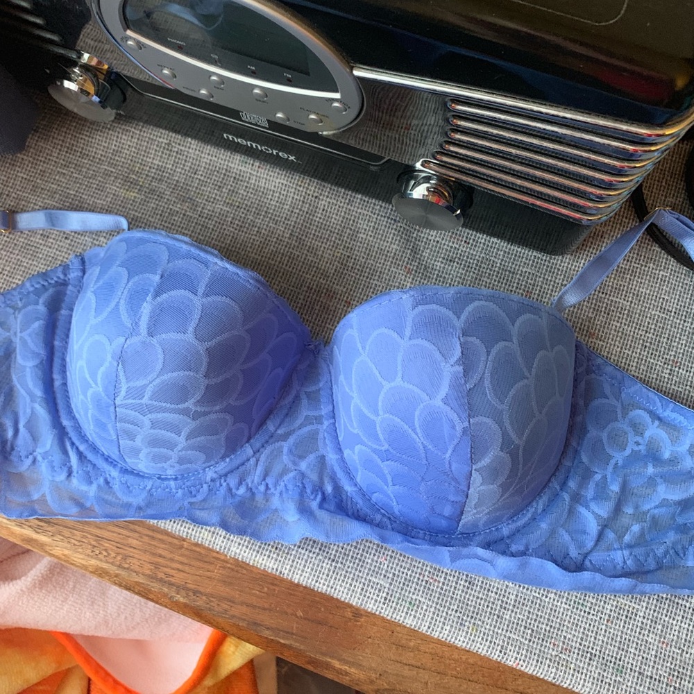 New 36 b bras
